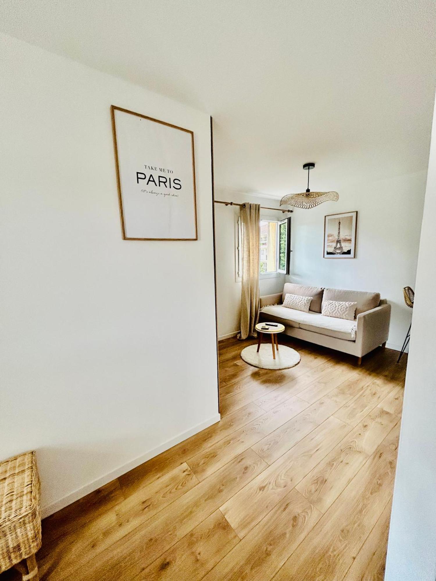 Studio Easy Check-In 8 Mins Disneyland 35 Mins Paris Free Starbucks Coffee Parking Wifi Bussy-Saint-Georges Exterior foto